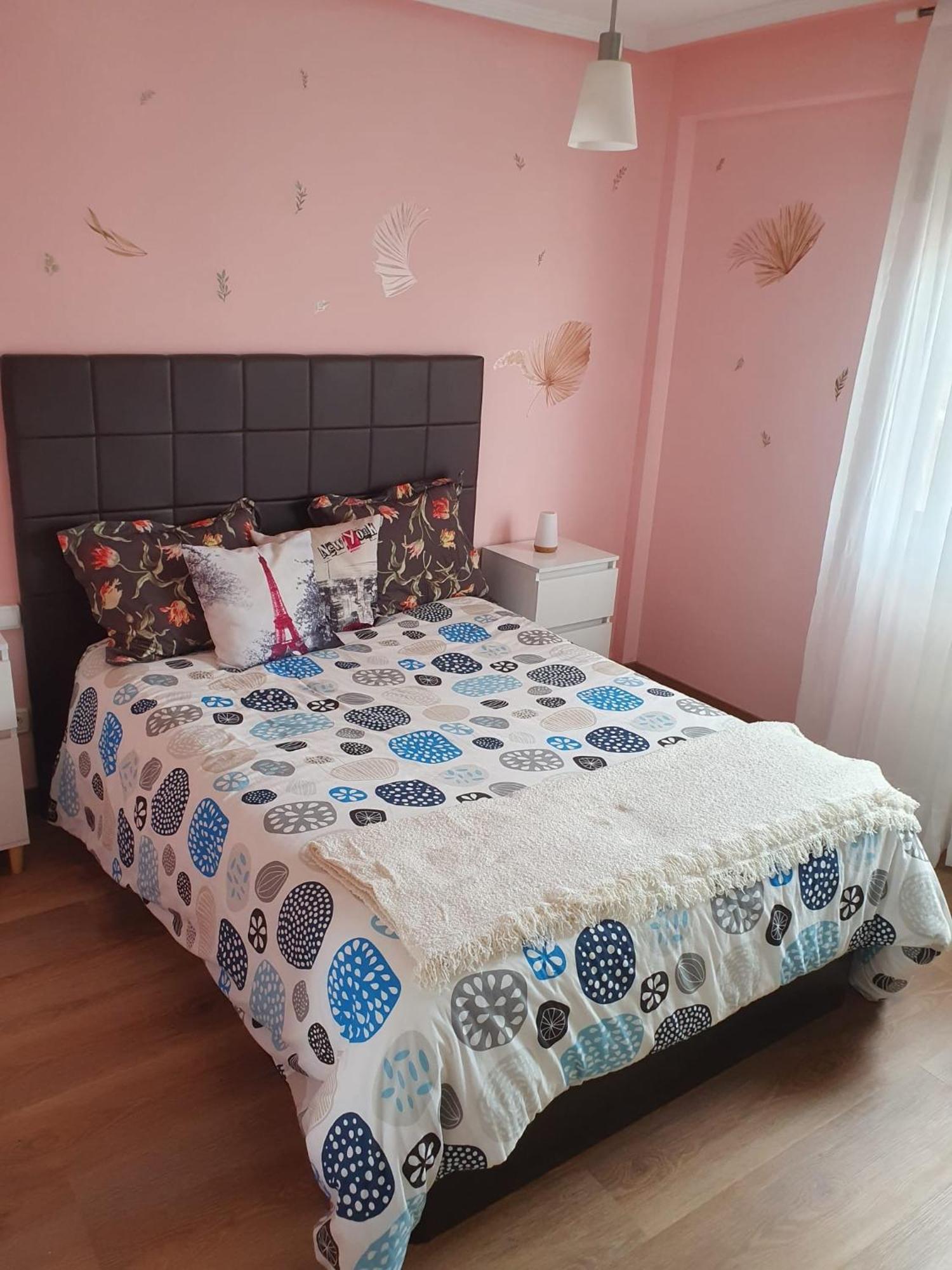 Vistas Monte Naranco Apartamento Con Parking 5Euros Al Dia Οβιέδο Εξωτερικό φωτογραφία